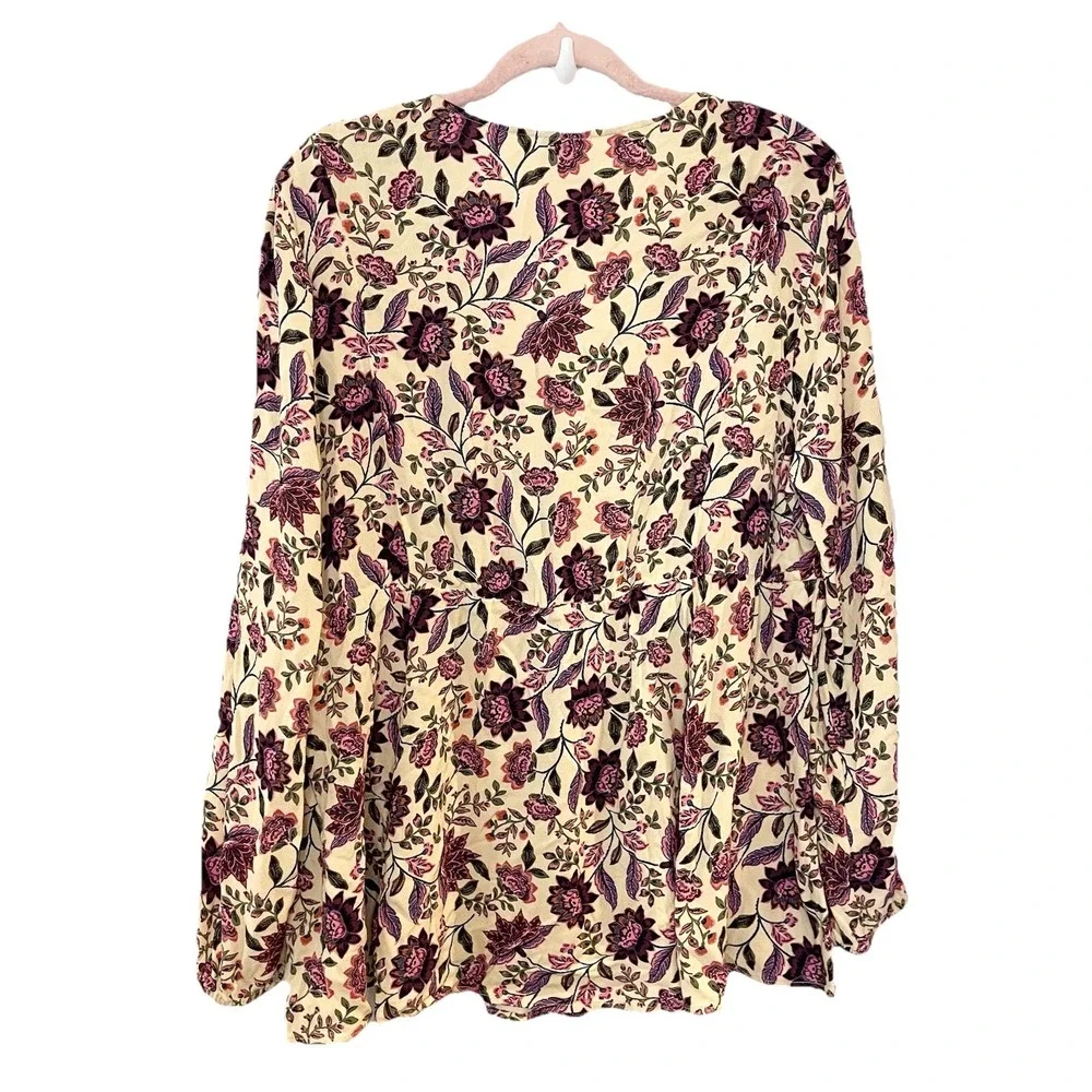 TORRID 2X Sand Floral Embroidered Lace Babydoll Textured Challis Top Blouse - Picture 3 of 7
